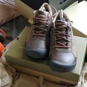 Keen Finlay Bison Colored Lace up Casual Shoes